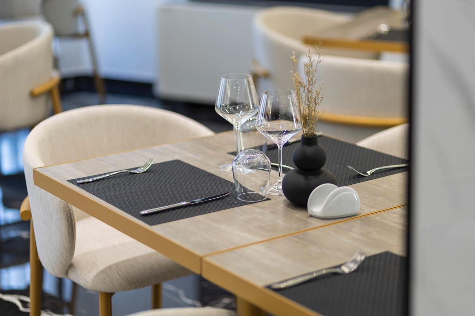 Destiny Hotel & Spa Yzberishti 외부 사진